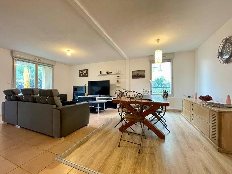 L'Appartement Michelet - Parking Prive Et Gratuit - 2Km Cite Medievale Каркассон Экстерьер фото